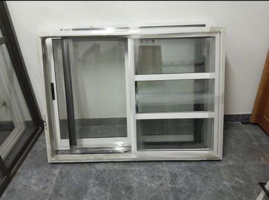 Ventana corrediza de aluminio